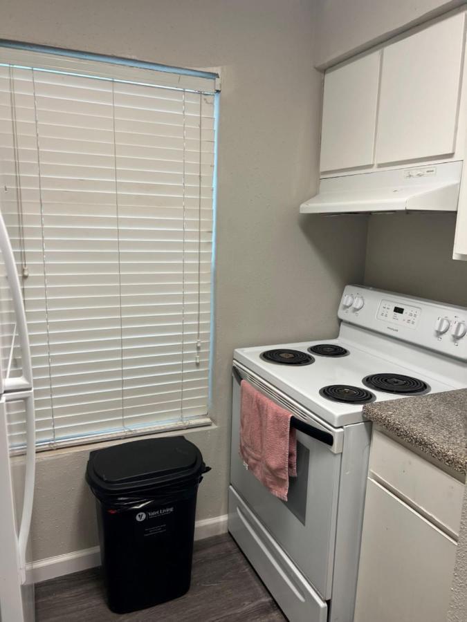 Beautiful 1-Bedroom Townhome With Nice Amenities Houston Eksteriør billede